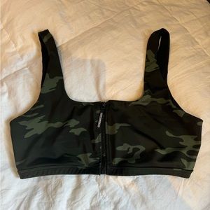 GOOD AMERICAN SPORTS BRA